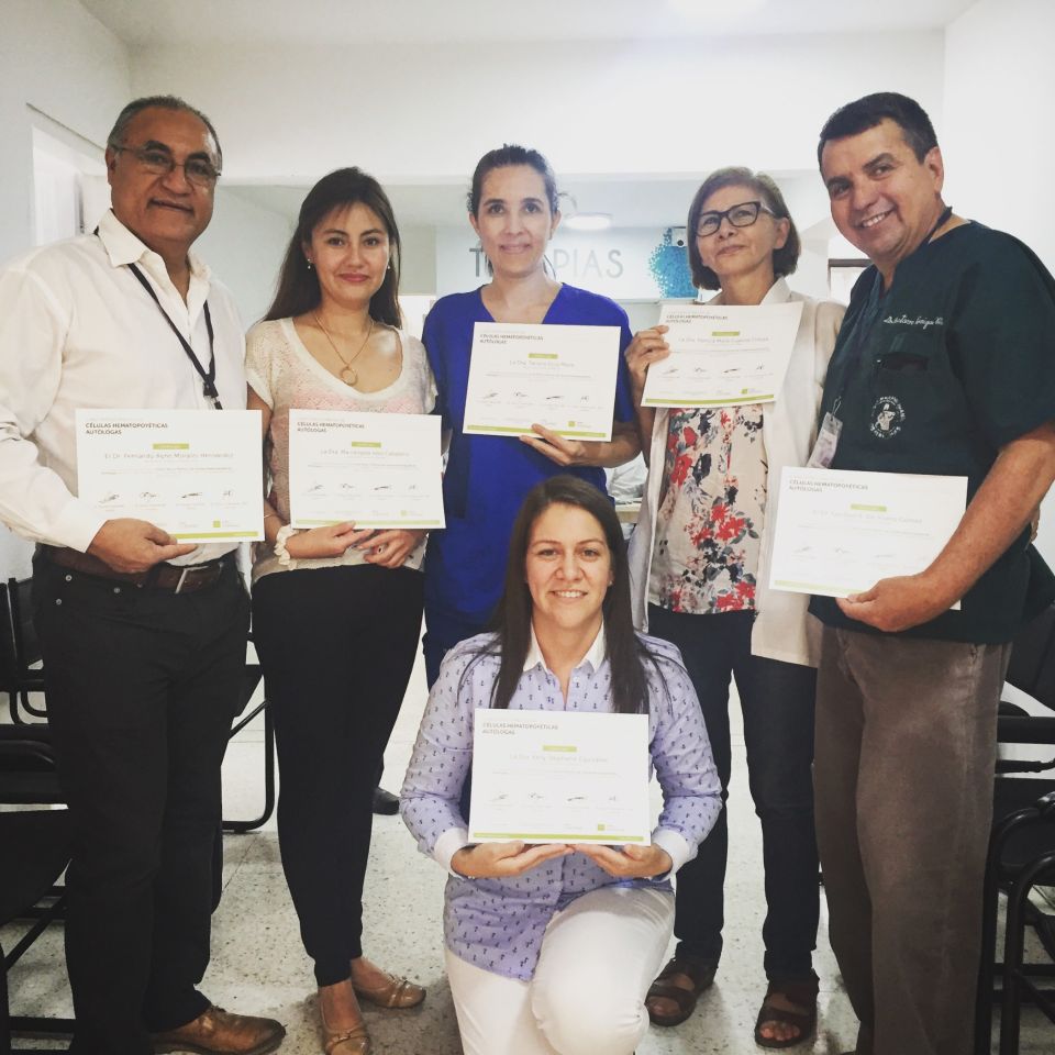 Así cerramos el primer Curso Teórico Práctico de Células Hematopoyéticas Autólogas en la Clínica O'byrne de Cali este 6, 7, 8, 9 y 10 de Agosto de 2018, muchas gracias a todos los participantes!